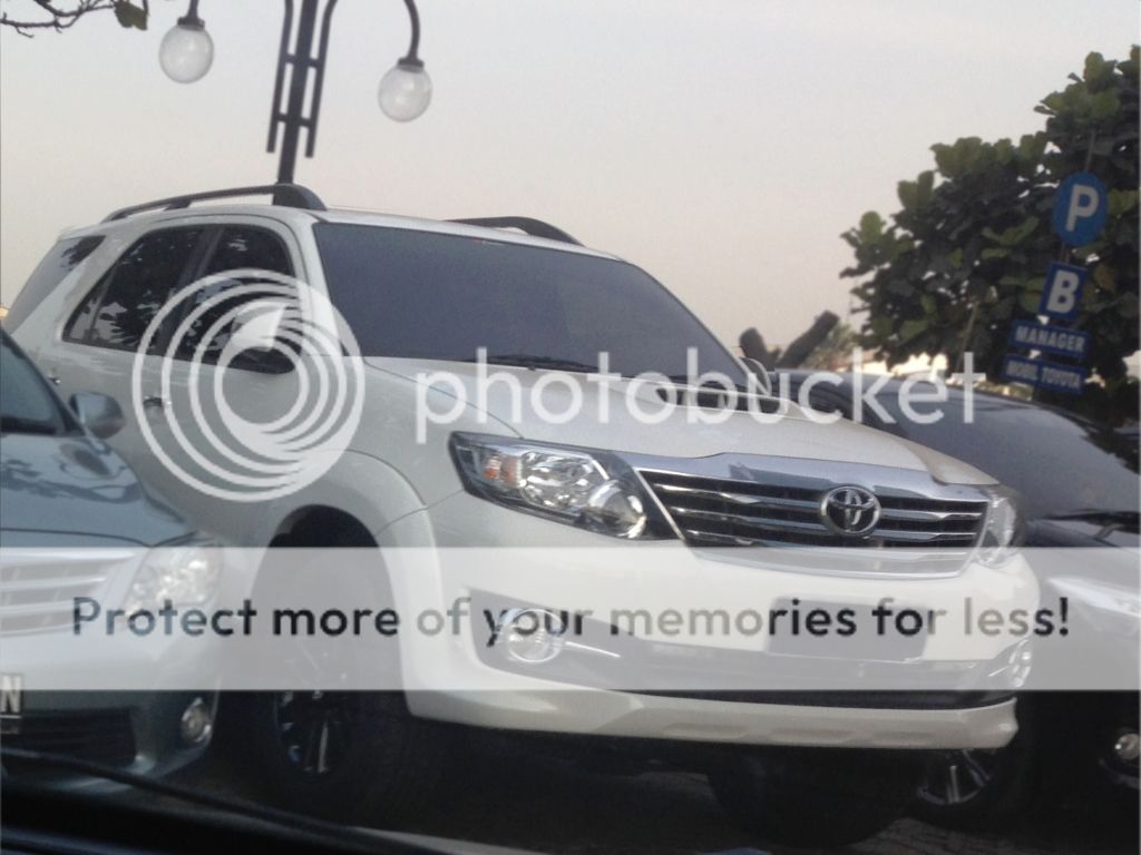 Baru Cover Fog Lamp Toyota Fortuner Non TRD 2014 Facelift Baru Cover Fog Lamp Toyota Fortuner Non TRD 2014 Facelift